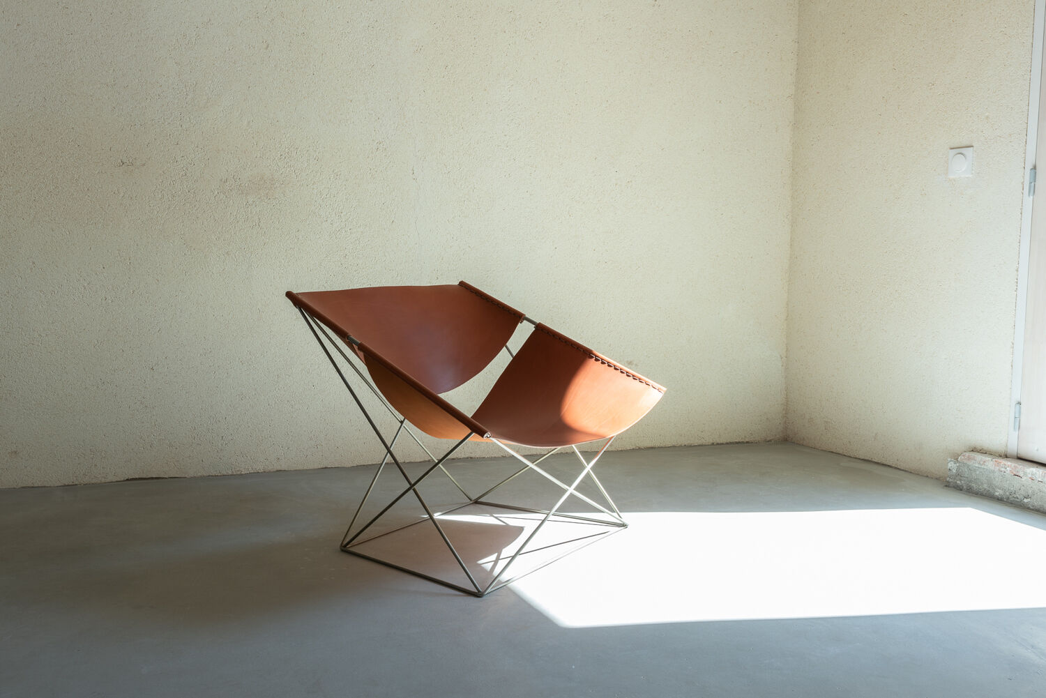 Pierre Paulin, "Butterfly" model armchair