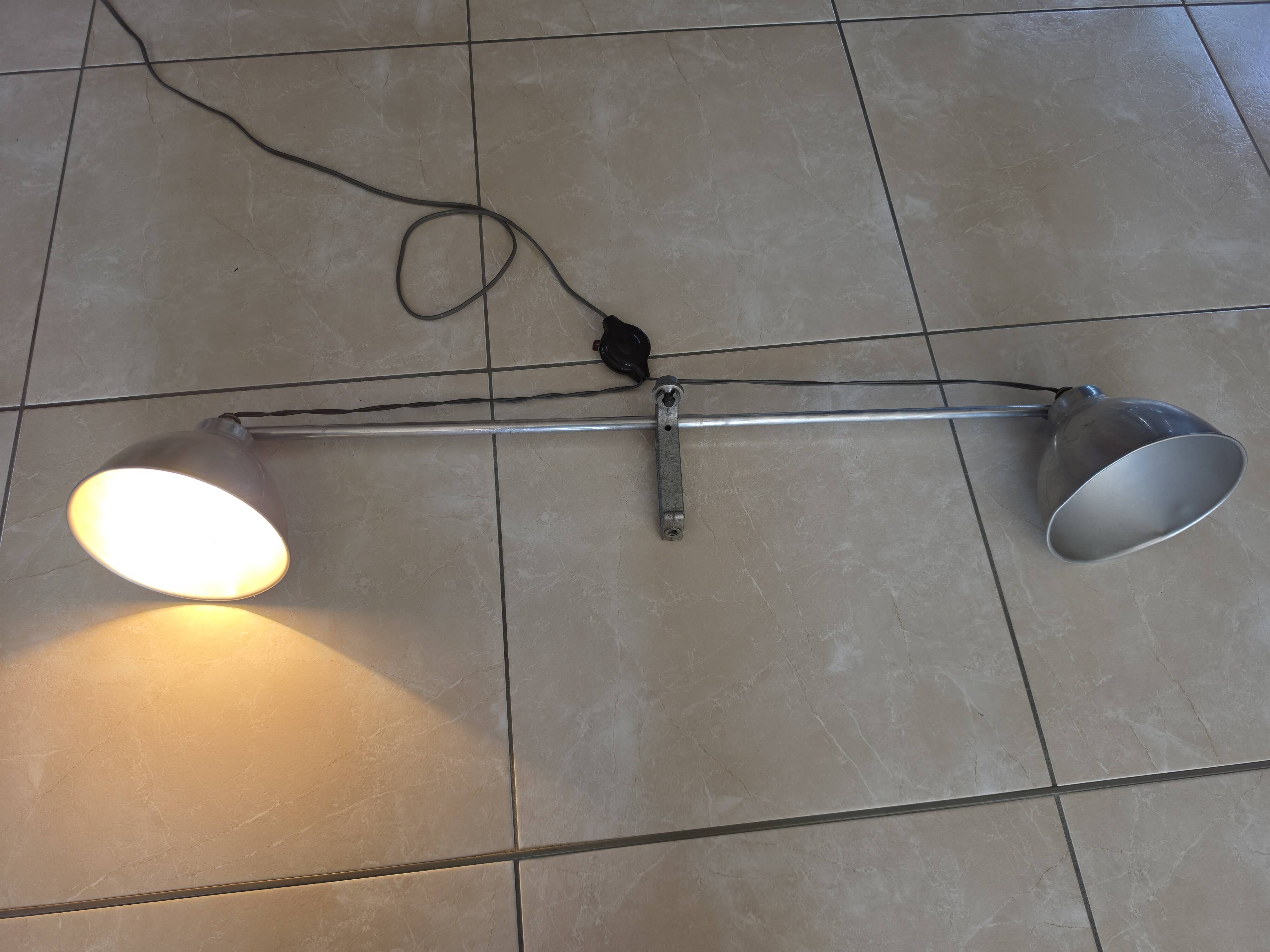 Lampe vintage attribuée à André Lavigne réglable de 46 à 80 cm