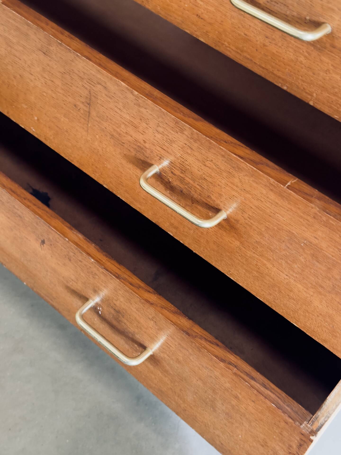 Vintage Scandinavian chest of drawers with 4 drawers