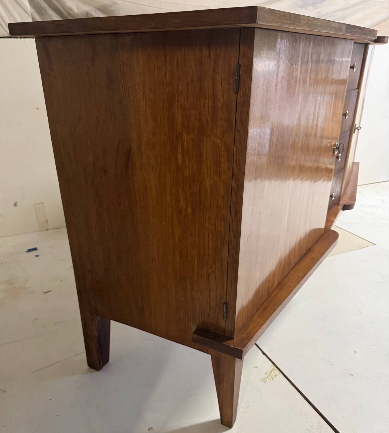 Vintage sideboard with splayed legs