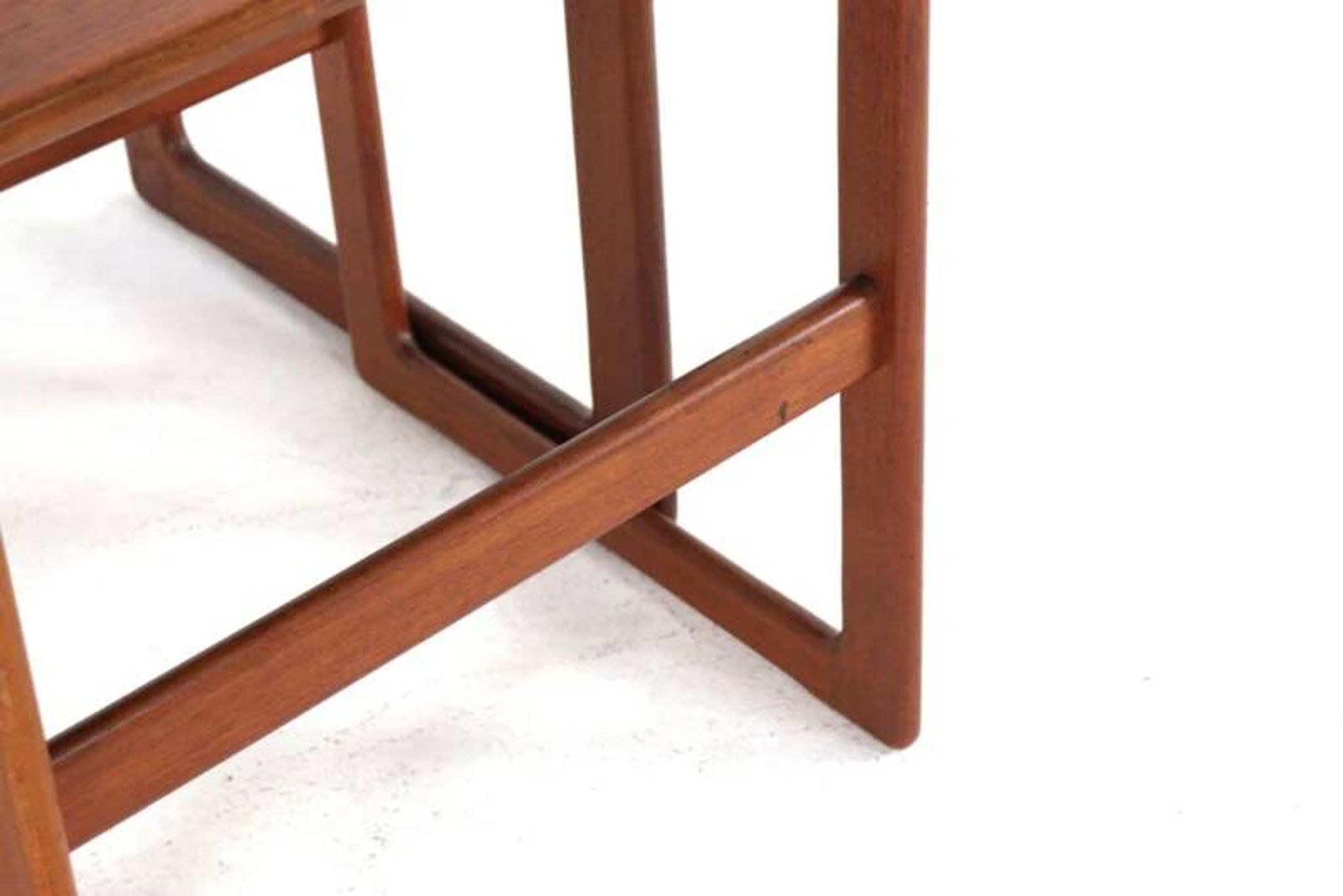 Arne Hovmand Olsen coffee table for Mogens Kold with 2 nesting tables.