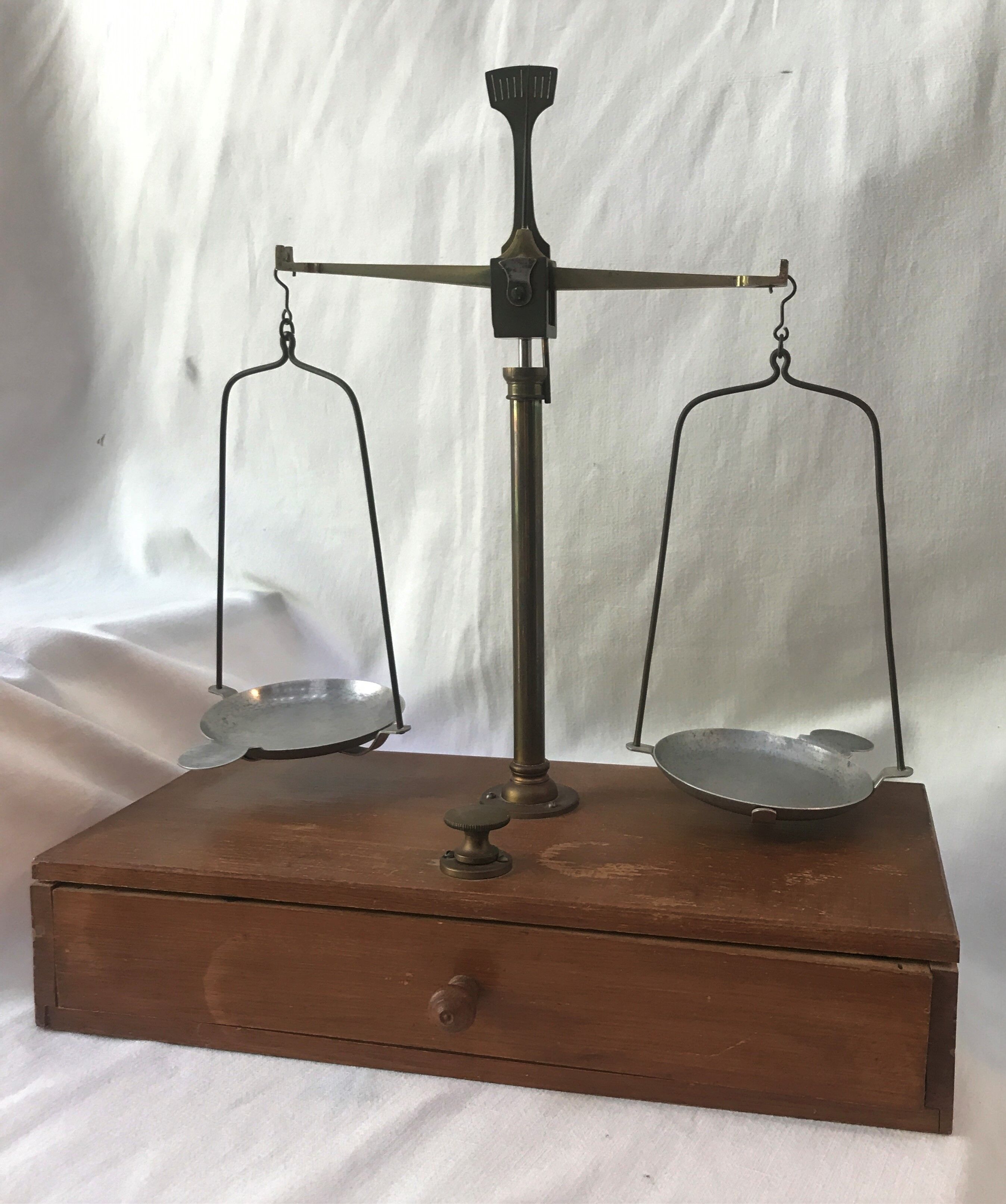 Balance trébuchet de bijoutier