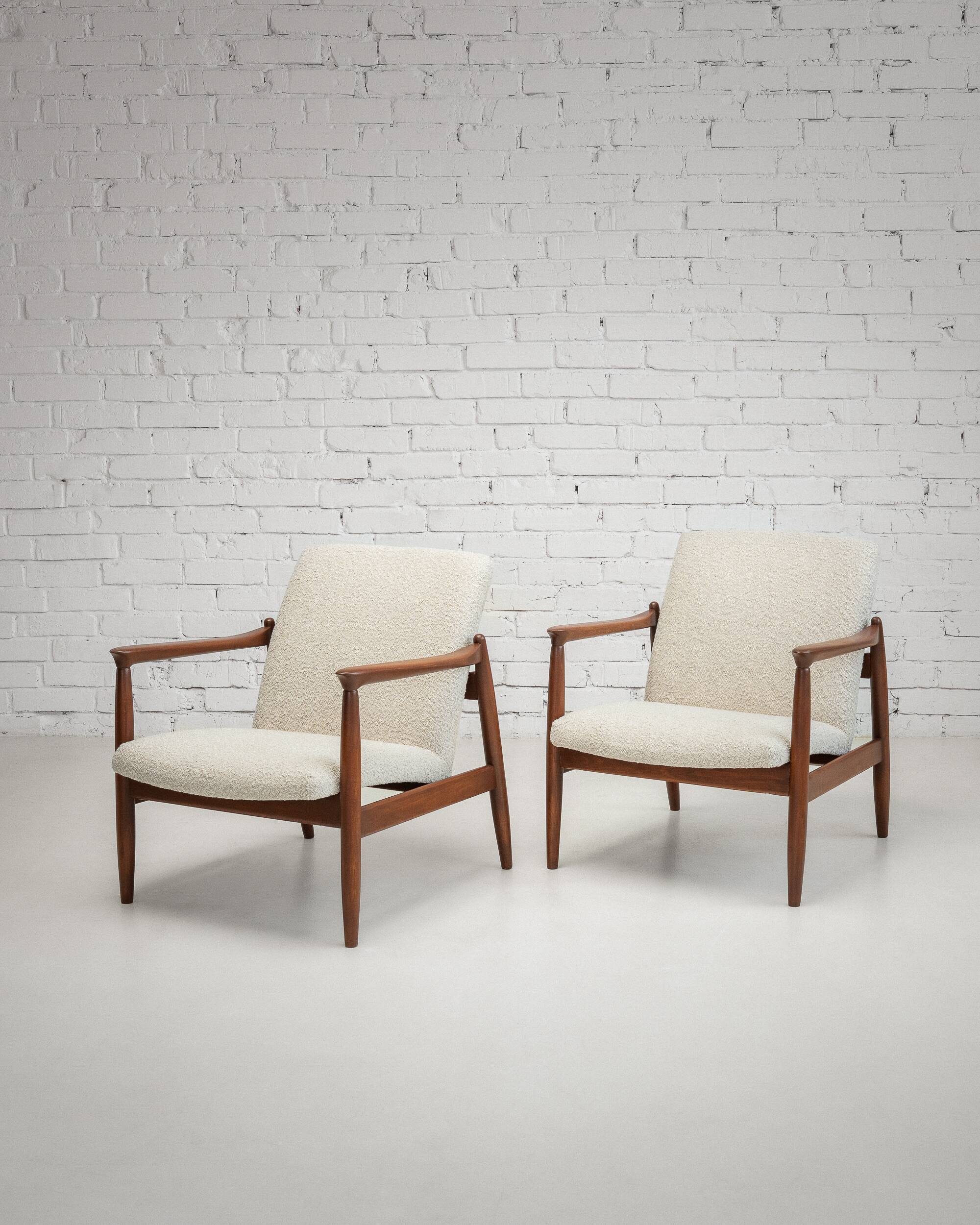 Fauteuils Edmund Homa GFM-64 Mid-Century – Design polonais des années 1960 restauré, 2