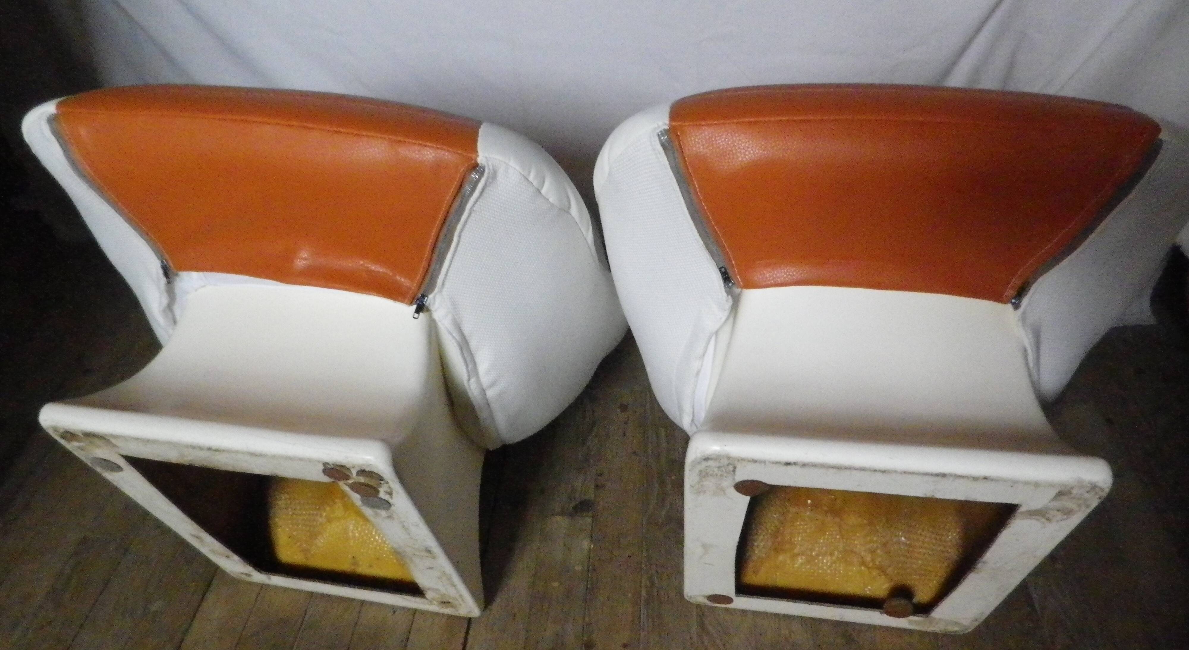 rare vintage bucket seat and footrest set
