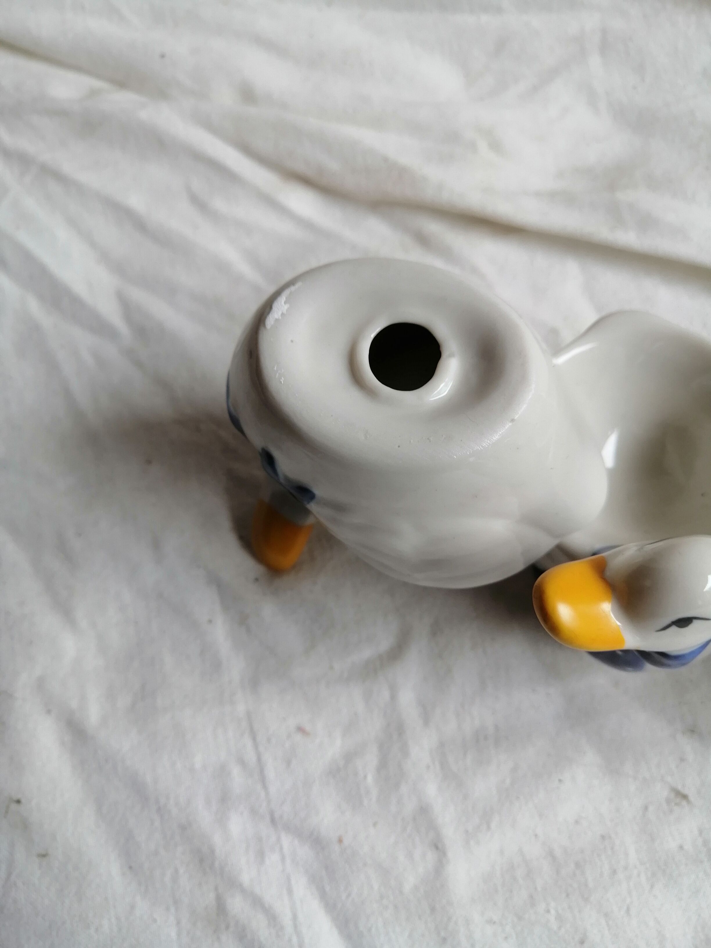Vintage ceramic duck eggcups
