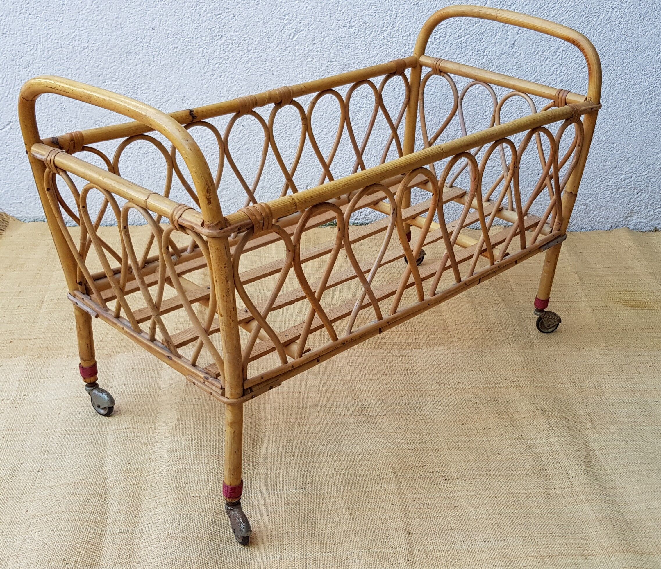 Rattan beds. No jealousy