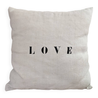 Coussin sérigraphié love