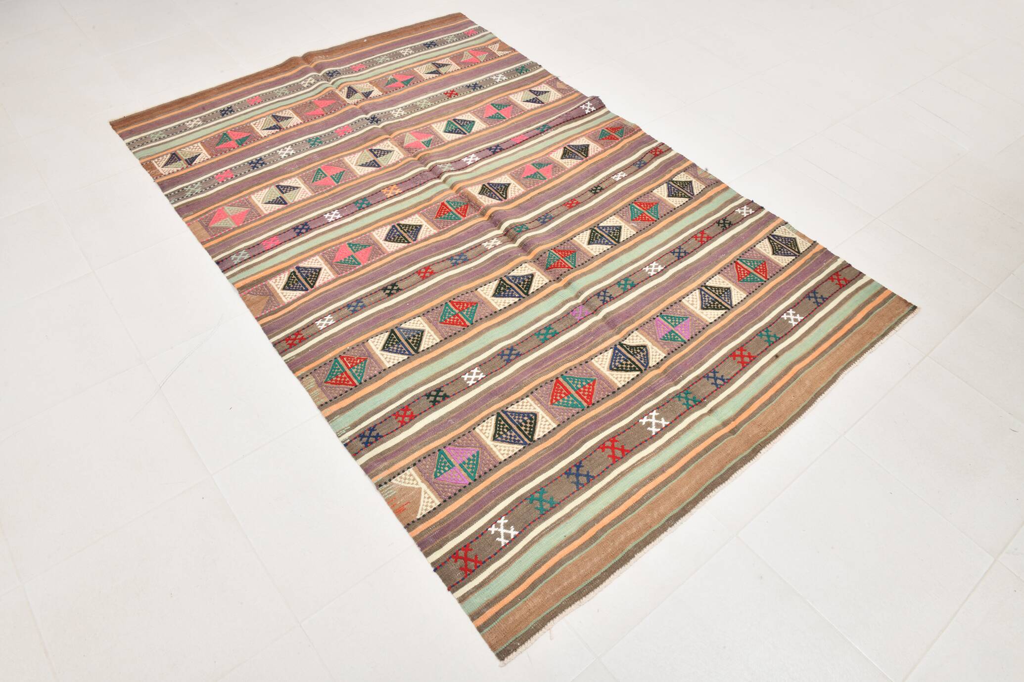 Tapis kilim vintage en laine, motifs géométriques et tons pastel,146x224 Cm