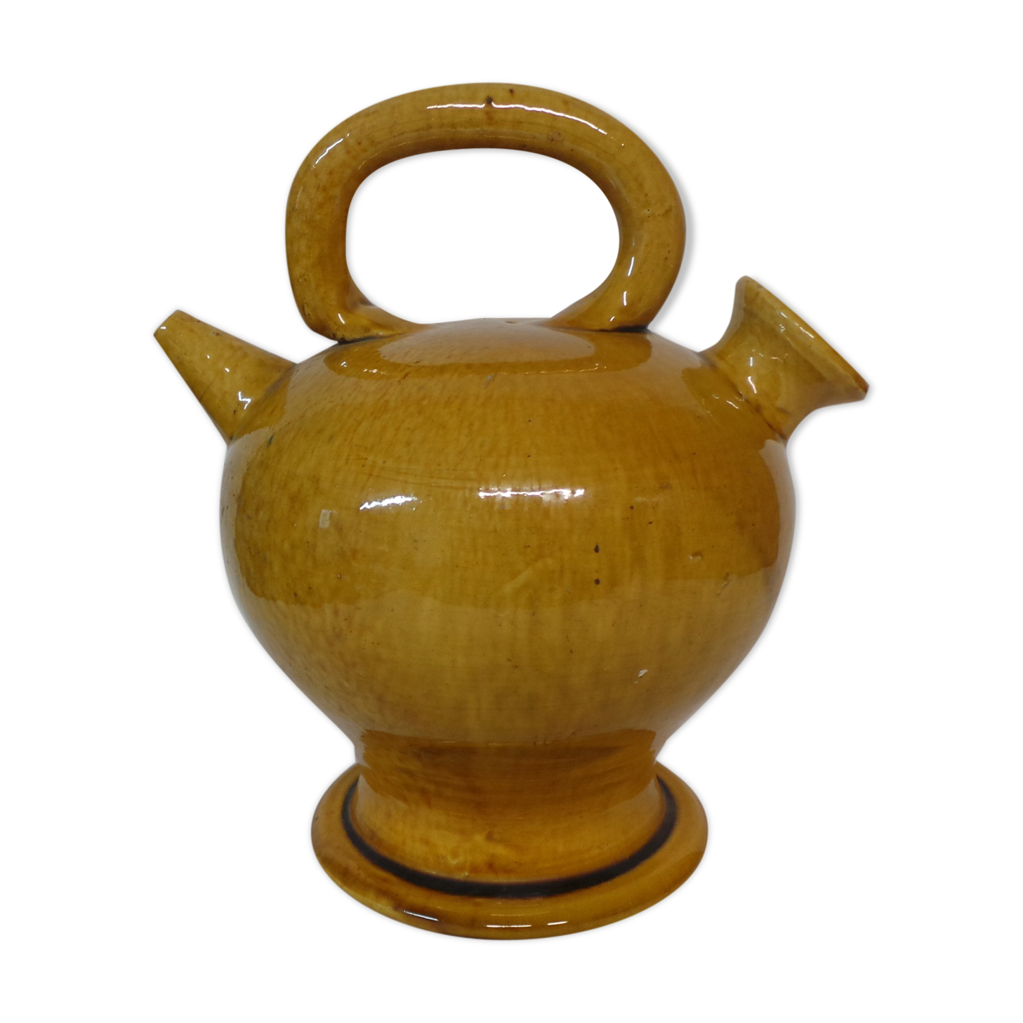 Squared Vallauris Marius Giuge yellow