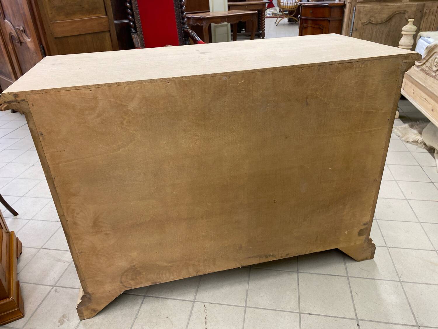 Shortbread chest of drawers