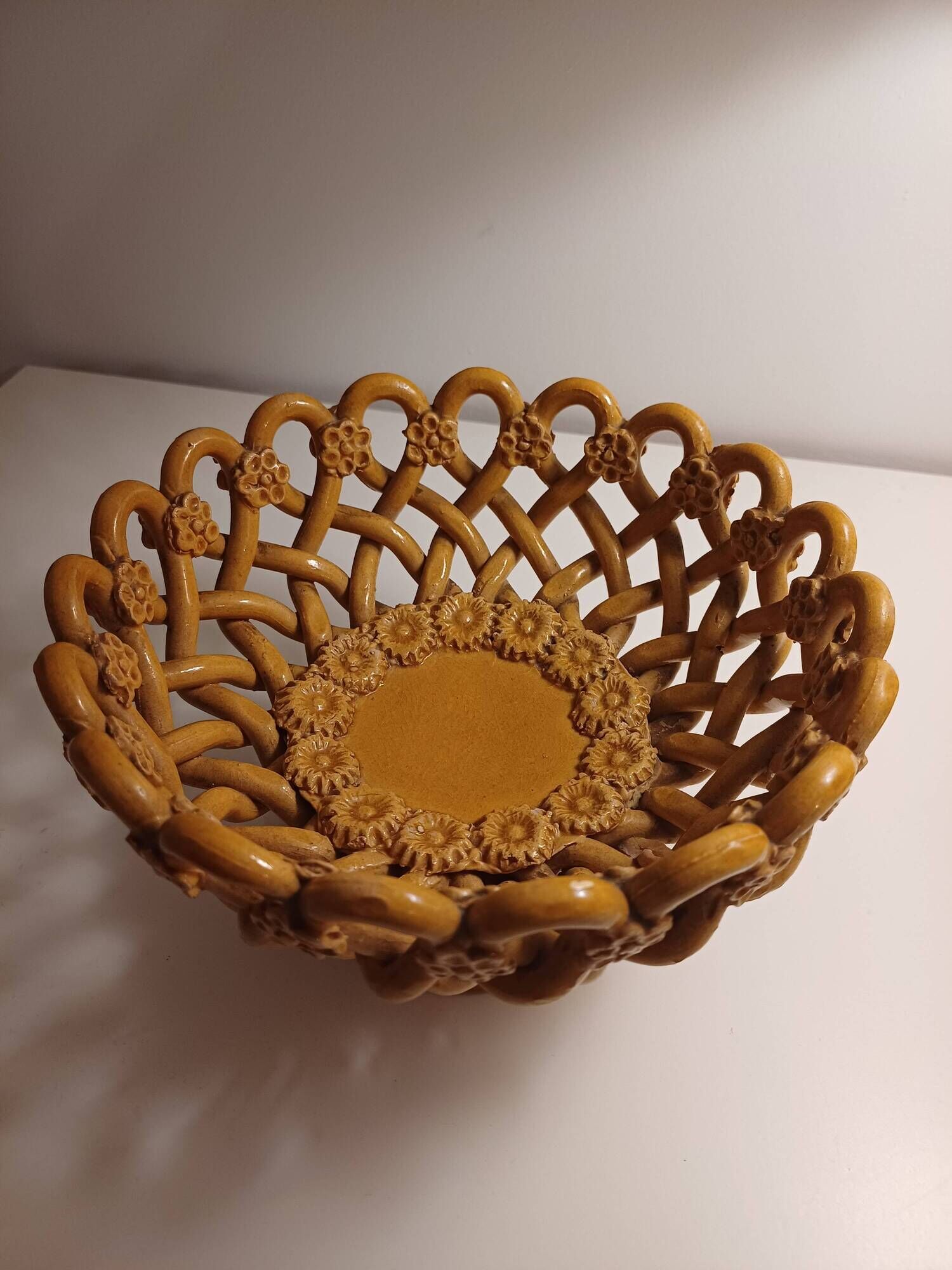 Woven basket home Pichon