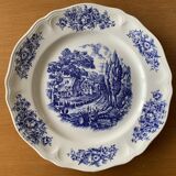 6 grandes assiettes plates anciennes en faïence de Saint-Amand (Nord)