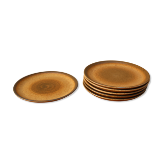 Six Longchamp sandstone plates