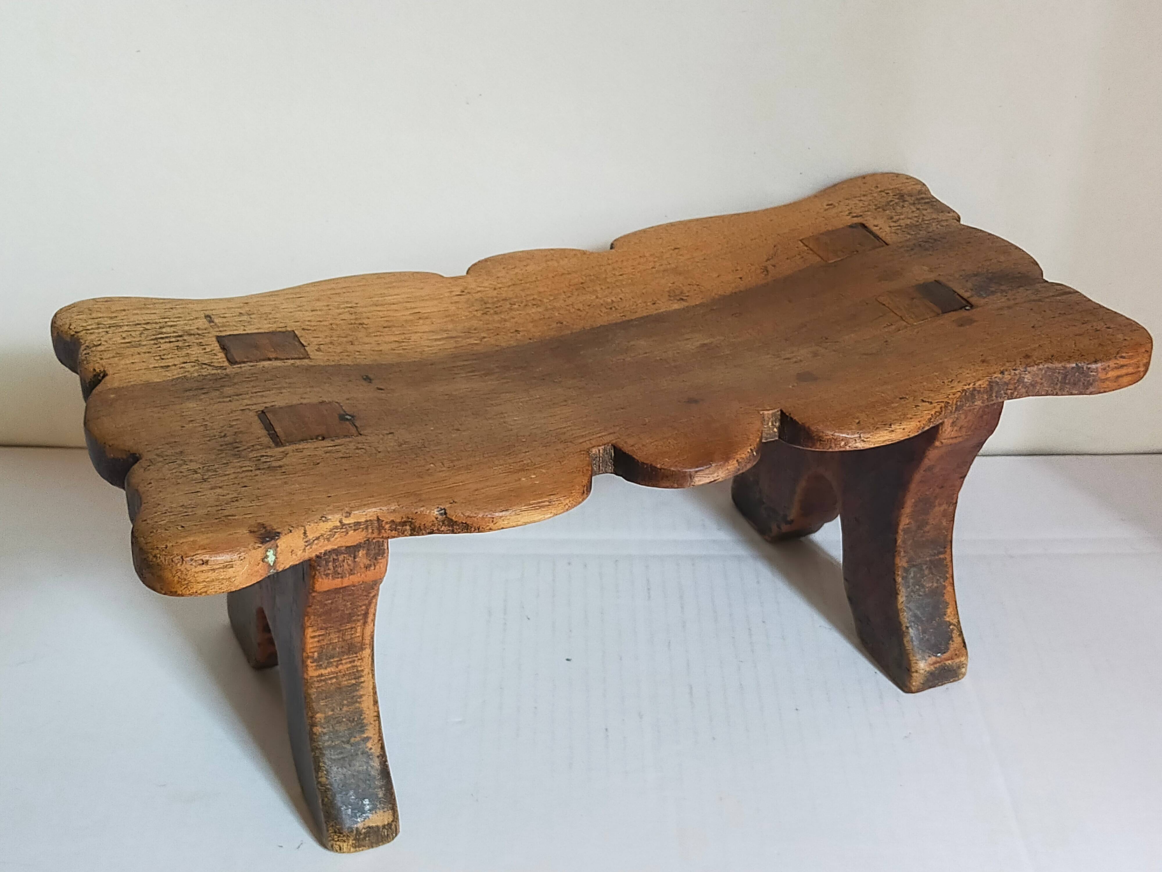 Old footstool in solid wood 19th century