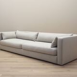 Canapé gris, design scandinave, années 00