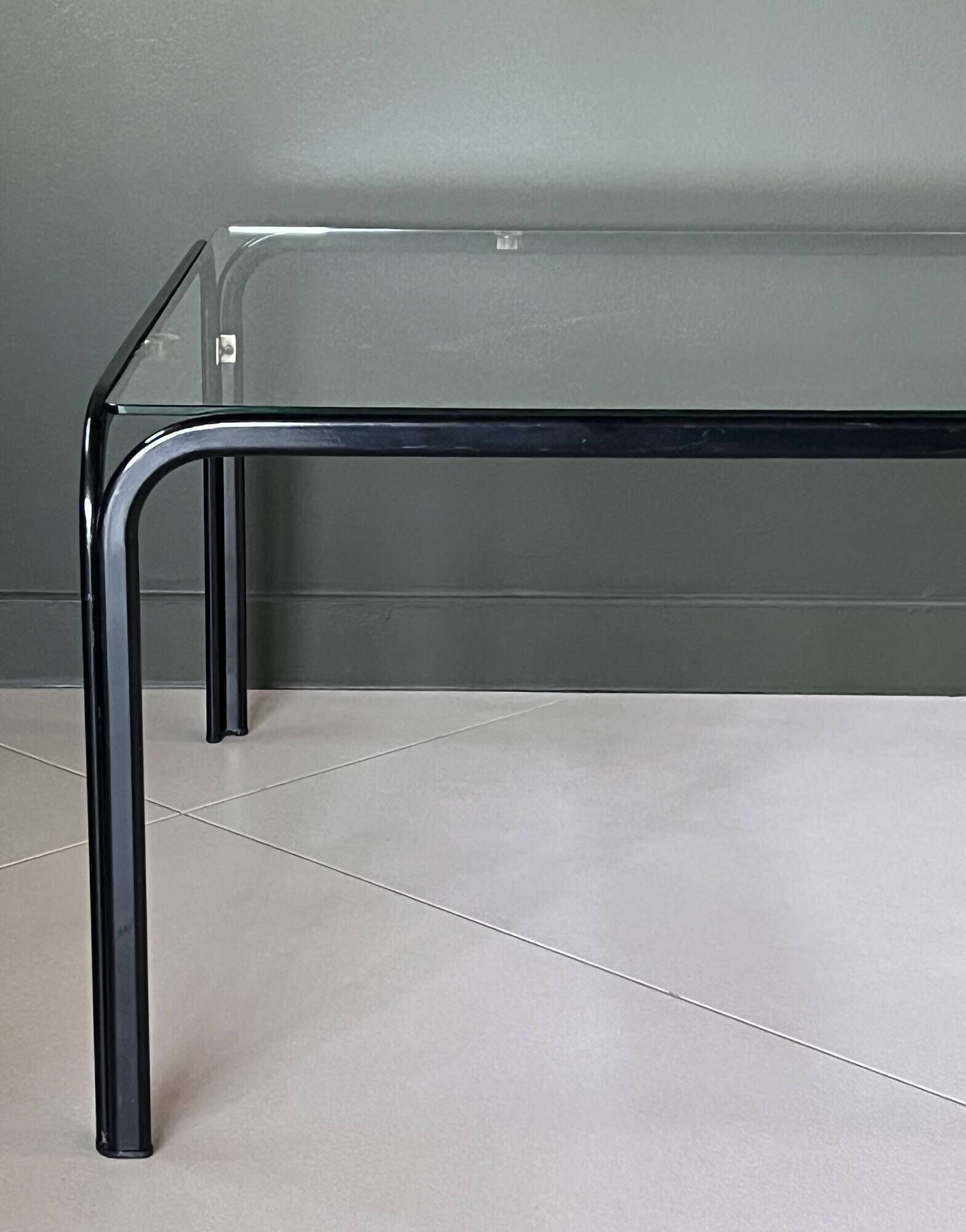 Large coffee table in glass and metal, Italy 1970s.