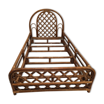 Rattan bamboo bed for one person