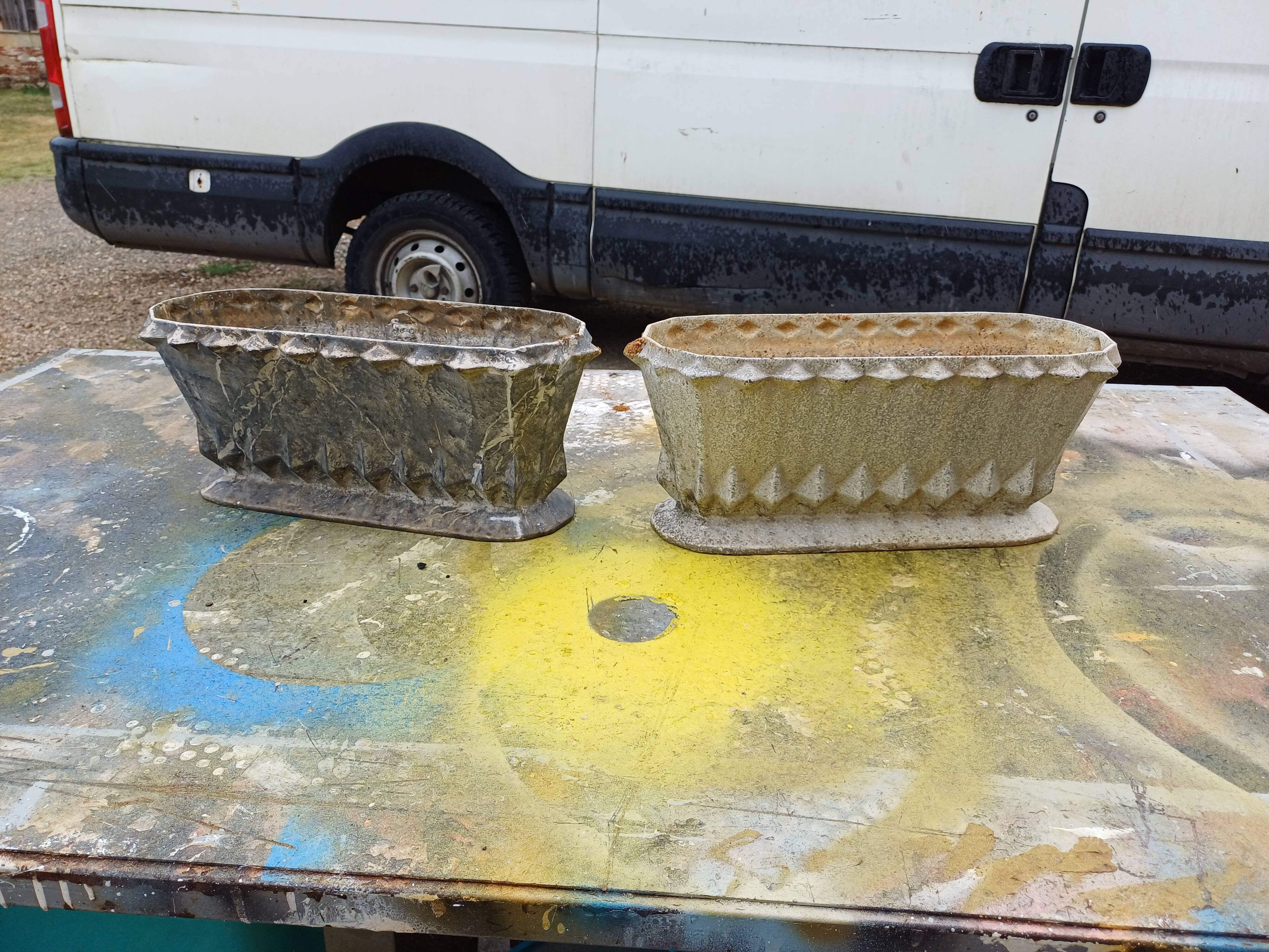 Pair of enamelled cast iron planters from 1900 from Charleville-Mézières