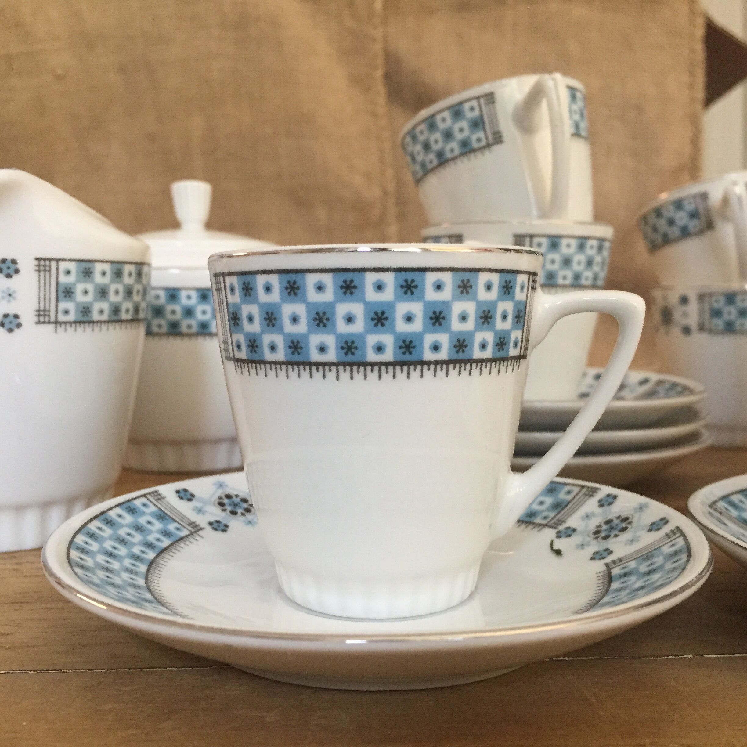 Coffee service China, 18 pieces