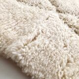 Moroccan Berber carpet blessed ouarain ecru plain with engraved diamonds 300x202cm