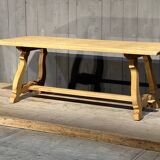 Spanish table