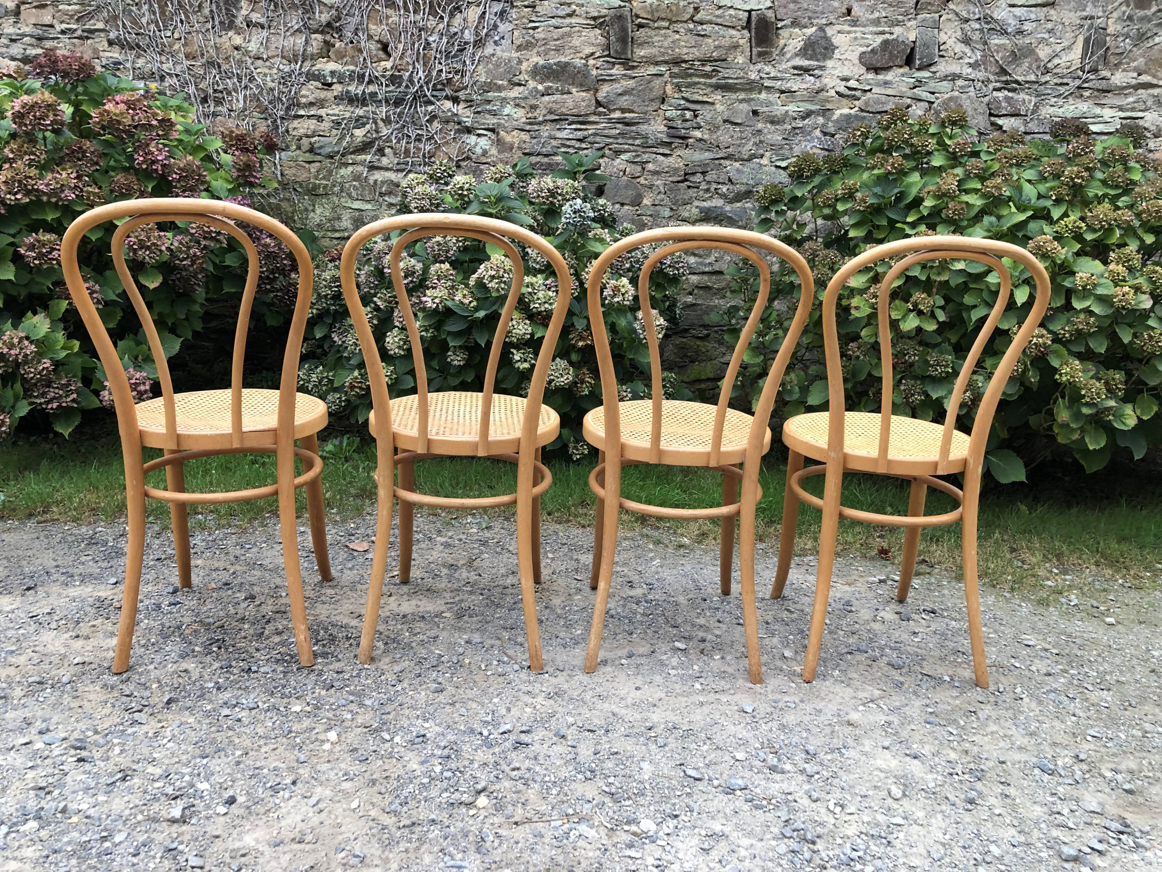 4 chaises bistrot vintage cannées