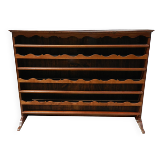 Wall-mounted dresser shelf