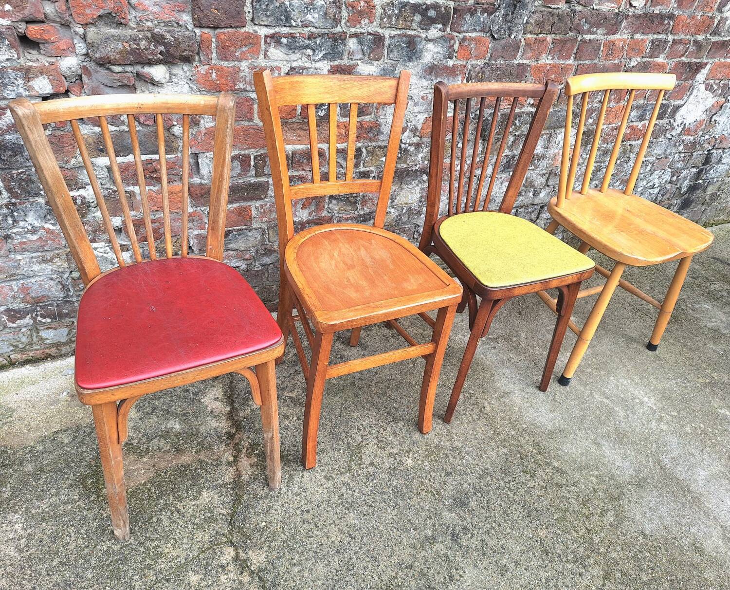 Antique round farmhouse table, modular vintage furniture