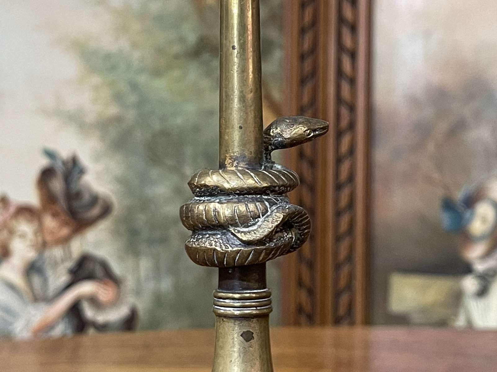 Pair of bronze candle holders XIXth decoration snakes