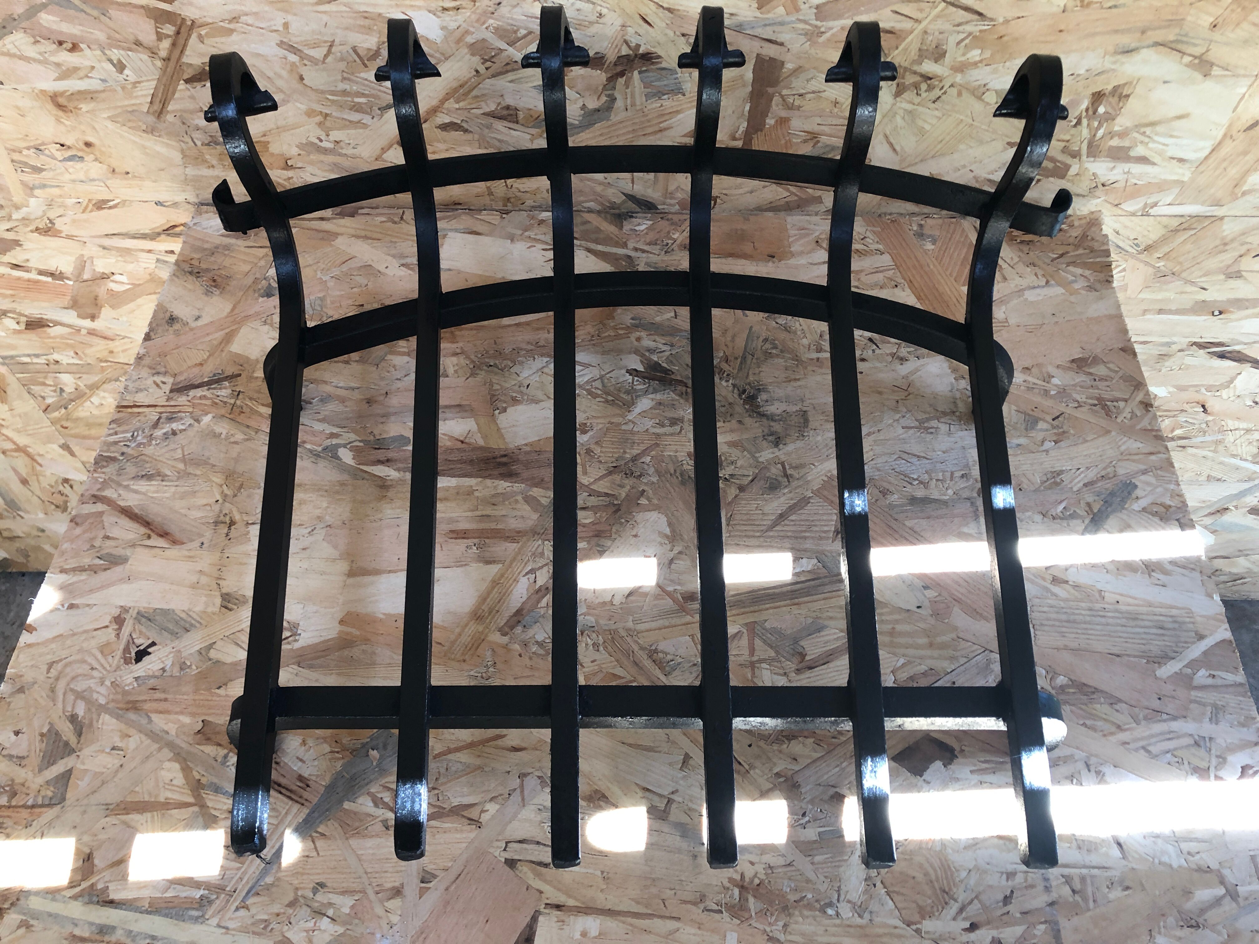 Old door logs grid fireplace fireplace wrought iron black large vintage model