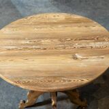 Round table in pitch pine and oak