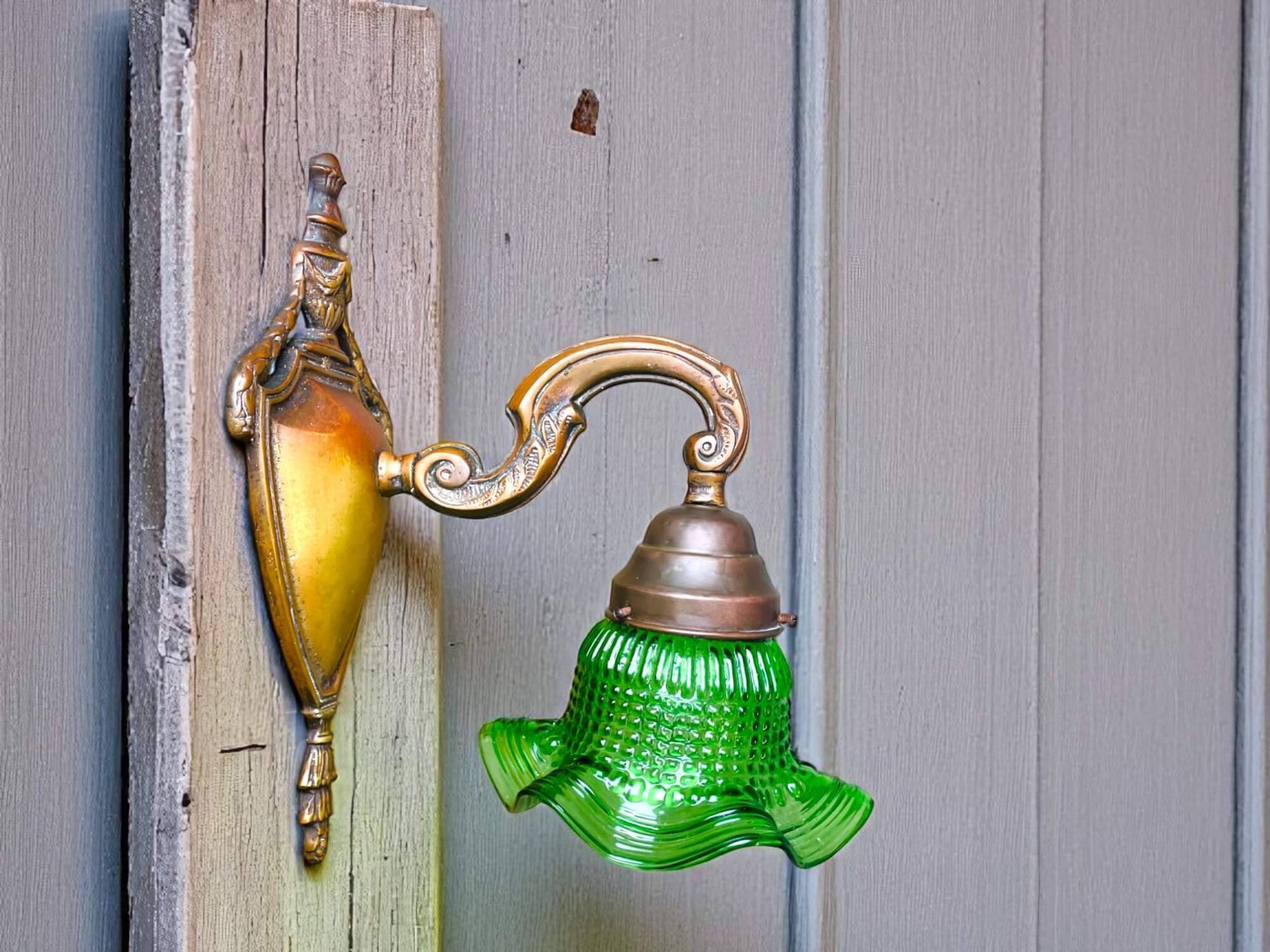 Green glass tulip brass wall sconce light