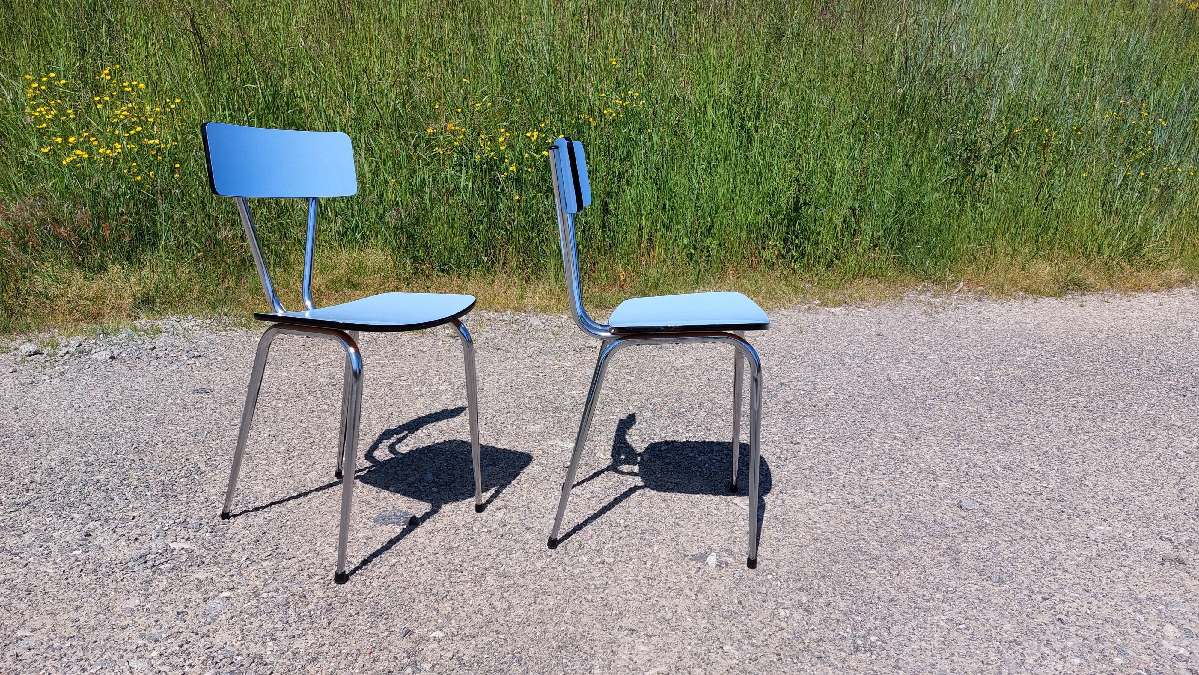 Pair of chairs in blue formica - vintage