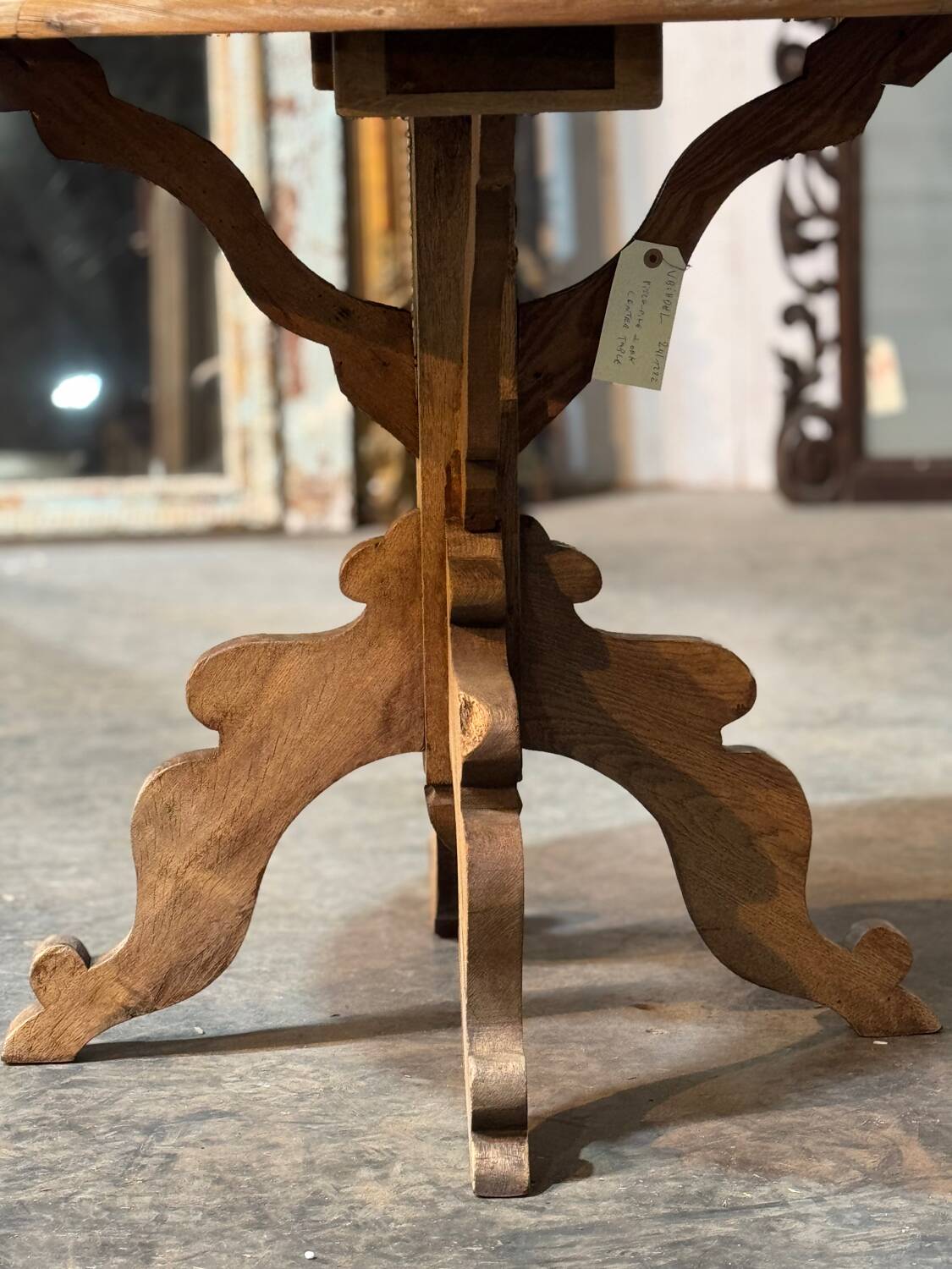 Round table in pitch pine and oak