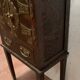 Petit meuble a deux portes a décor de bronze XX siècle