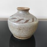 Vase en grès signé