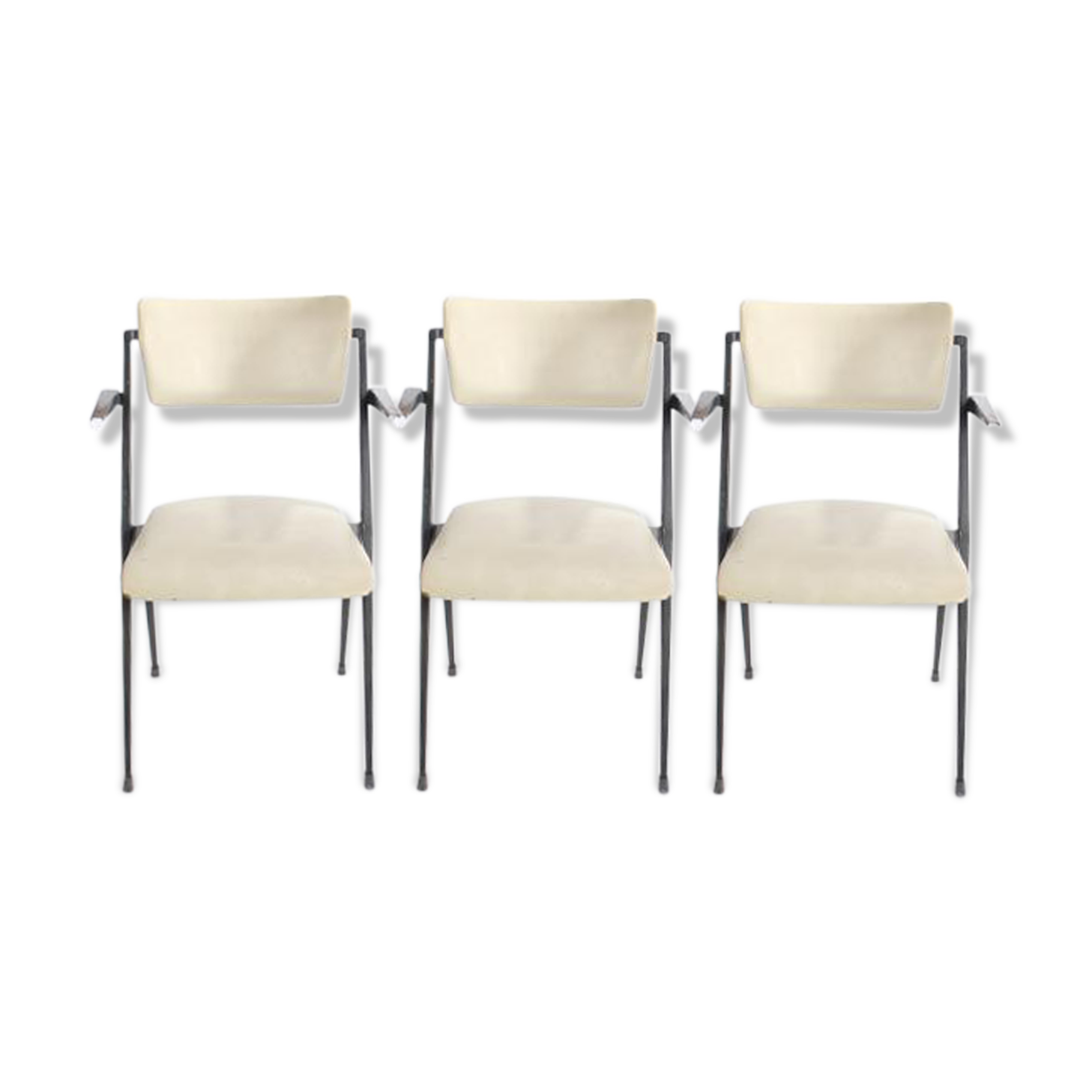White chairs by pyramid Wim Rietveld for Ahrend de Cirkel, 1964, set of 3