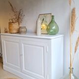 Vintage Parisian buffet-minded countertop