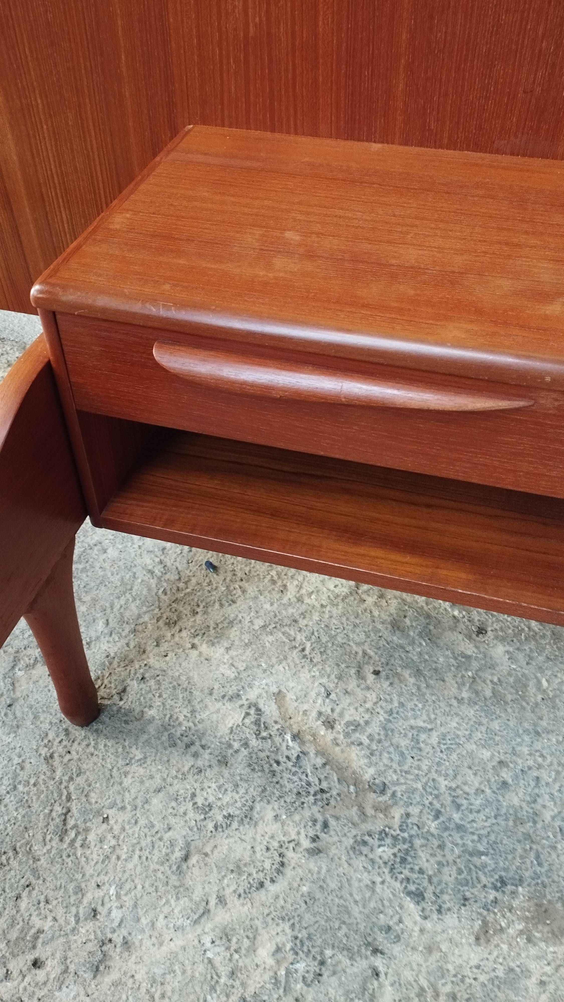 Vintage teak bed 2 places