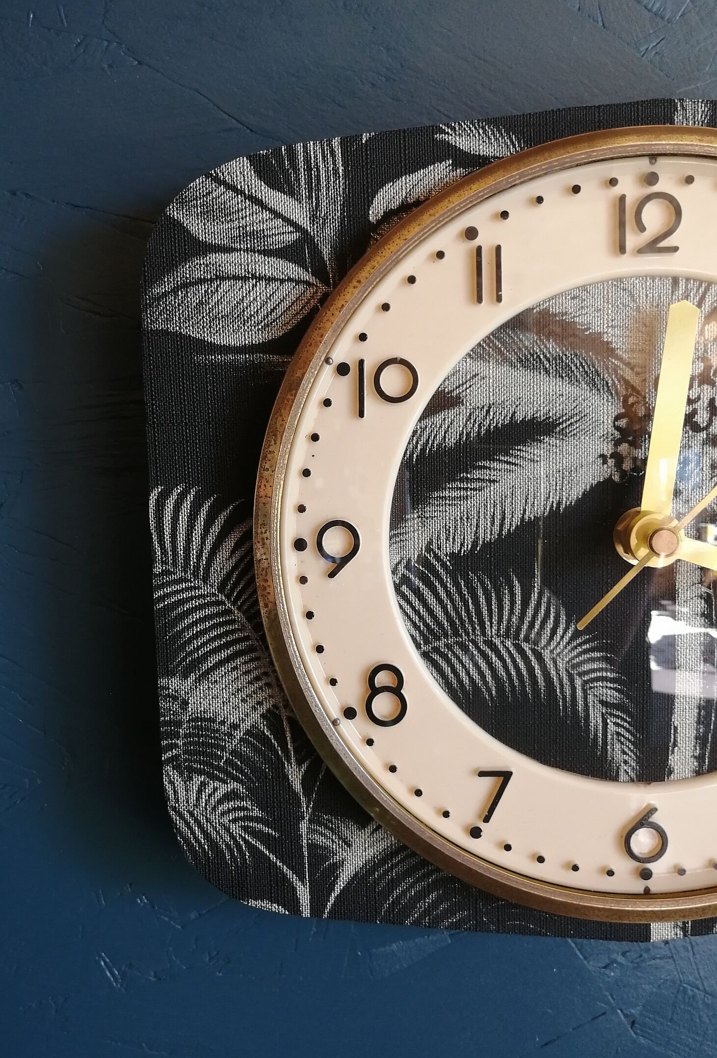 Vintage clock rectangular silent wall clock "palm tree"