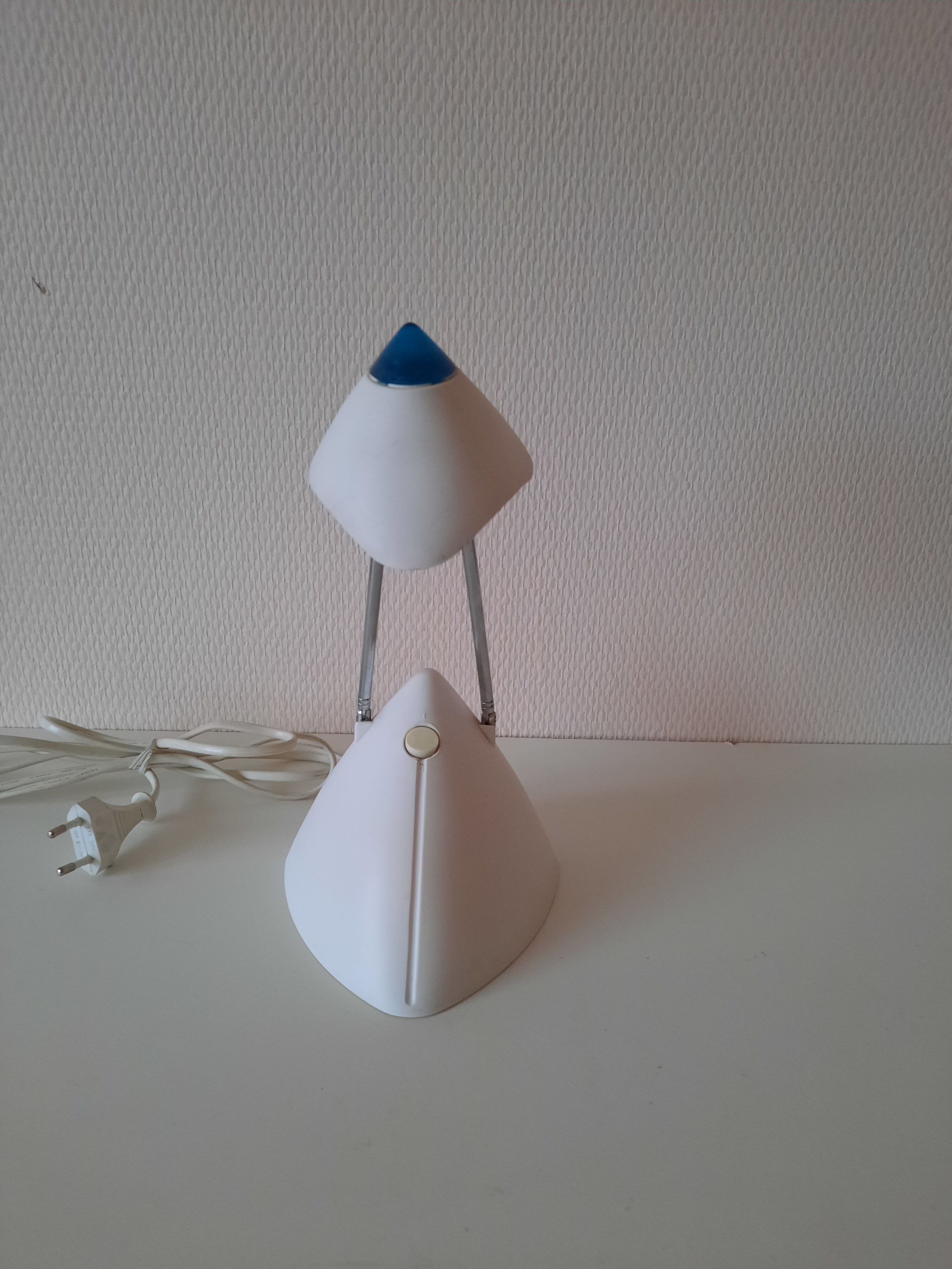 desk lamp model tooky 80s