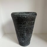 Set of 11 decorative items