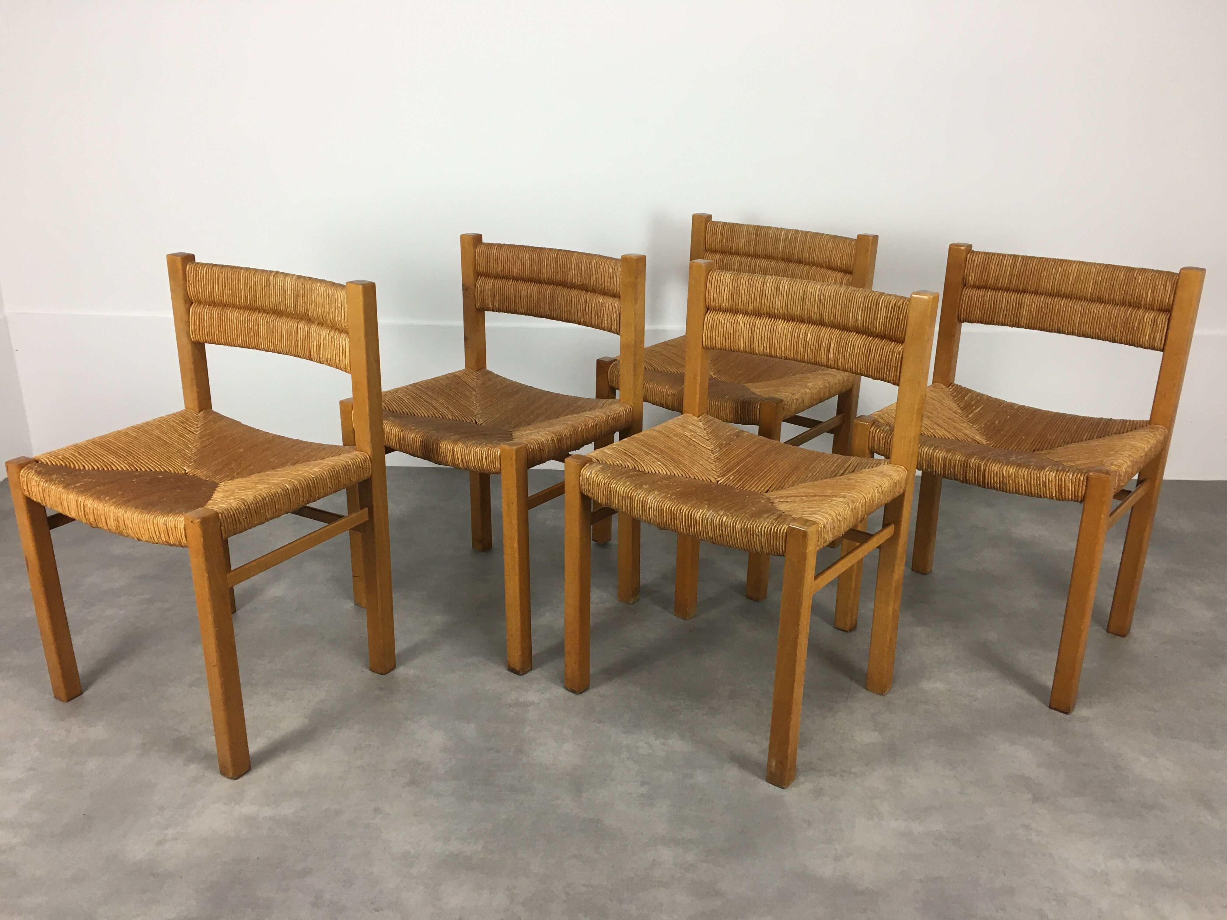 Set of 5 chairs in wood and straw, 60s