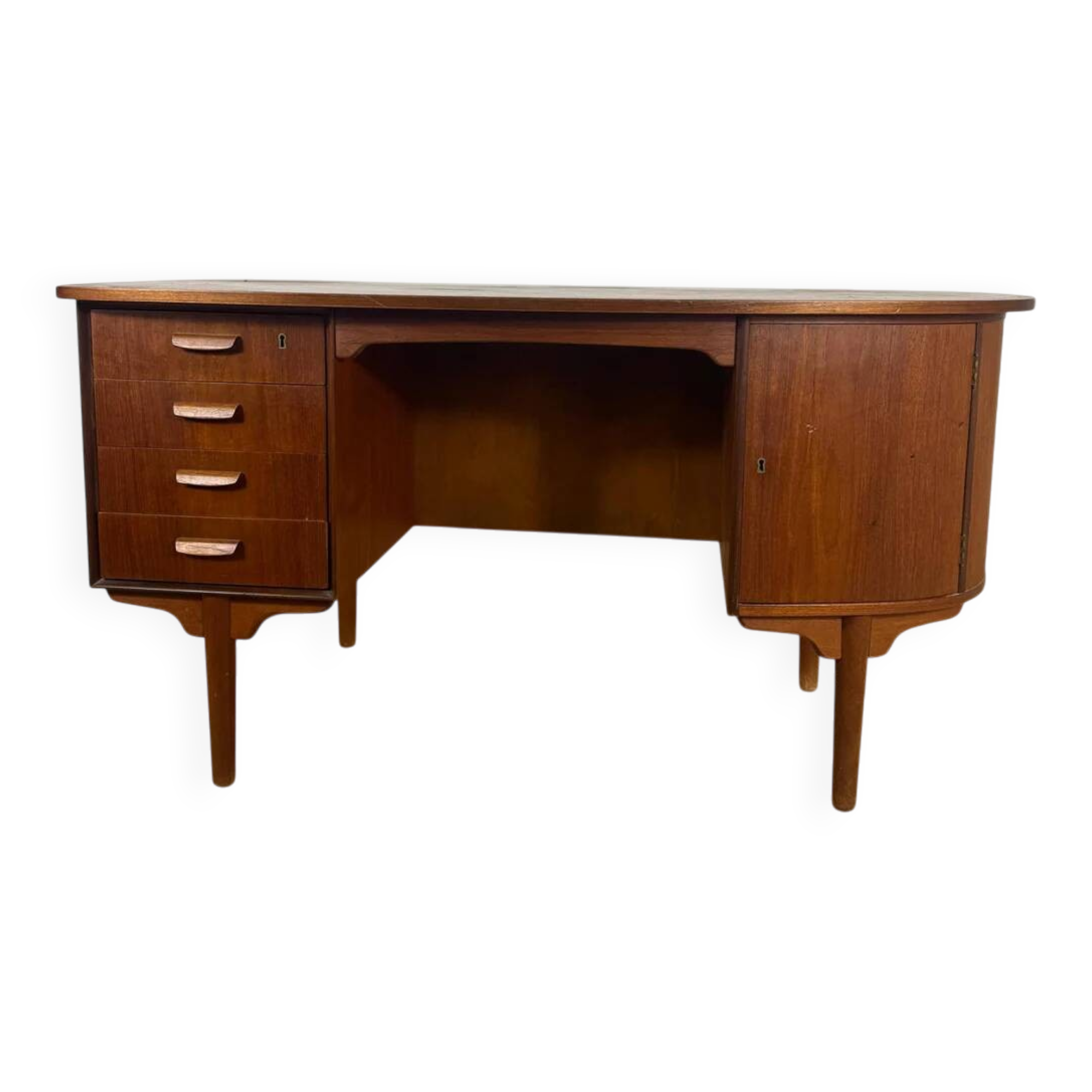 Vintage teak desk by H.P. Hansen – Mid-century elegance for refined interiors
