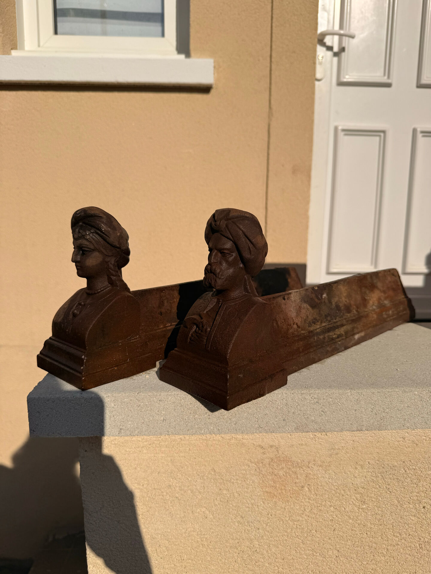 Chenets de cheminé en fonte