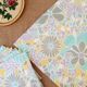 Round tablecloth and 6 napkins with vintage flower patterns