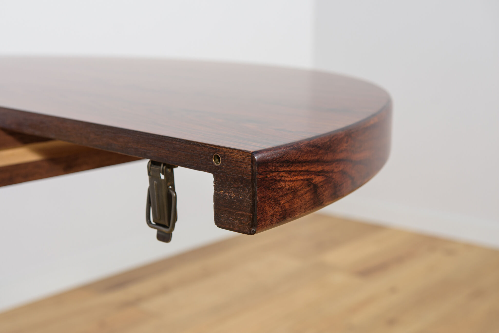 Mid-century round rosewood extendable dining table, Denmark, 1960s