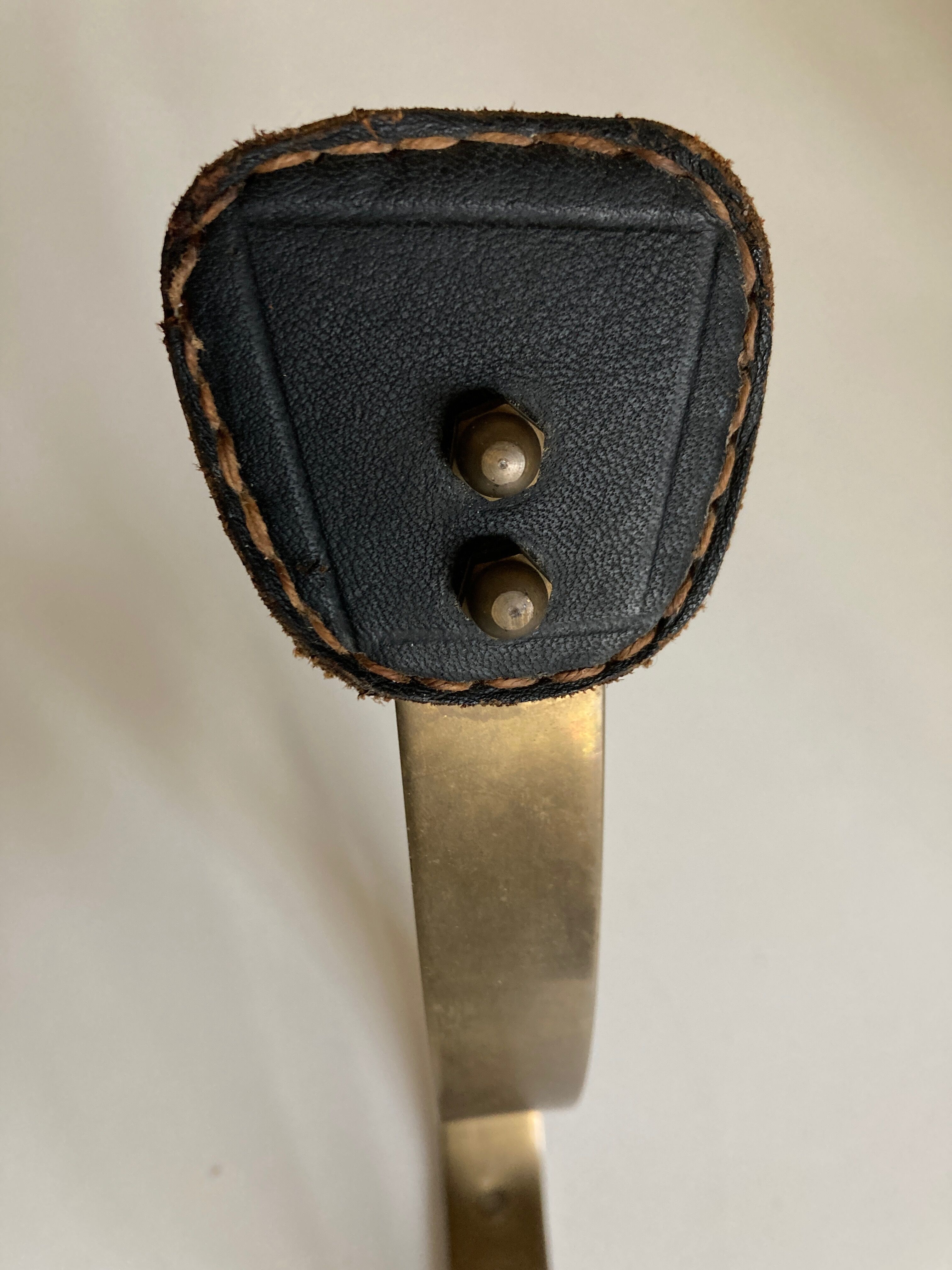 Adnet hook in bronze and leather 1950