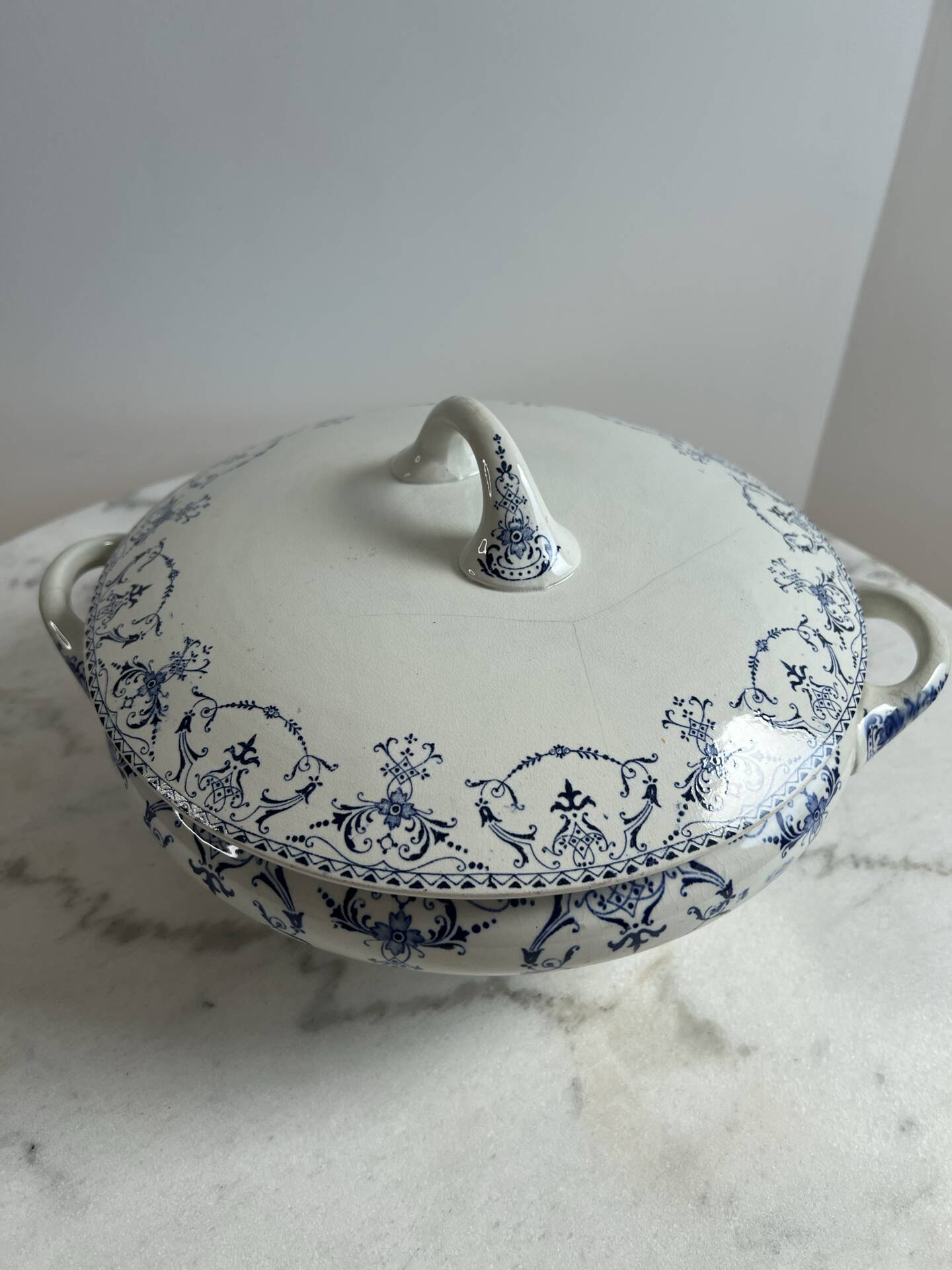 Antique soup tureen Lunéville KG Collection Moustiers, Ironstone