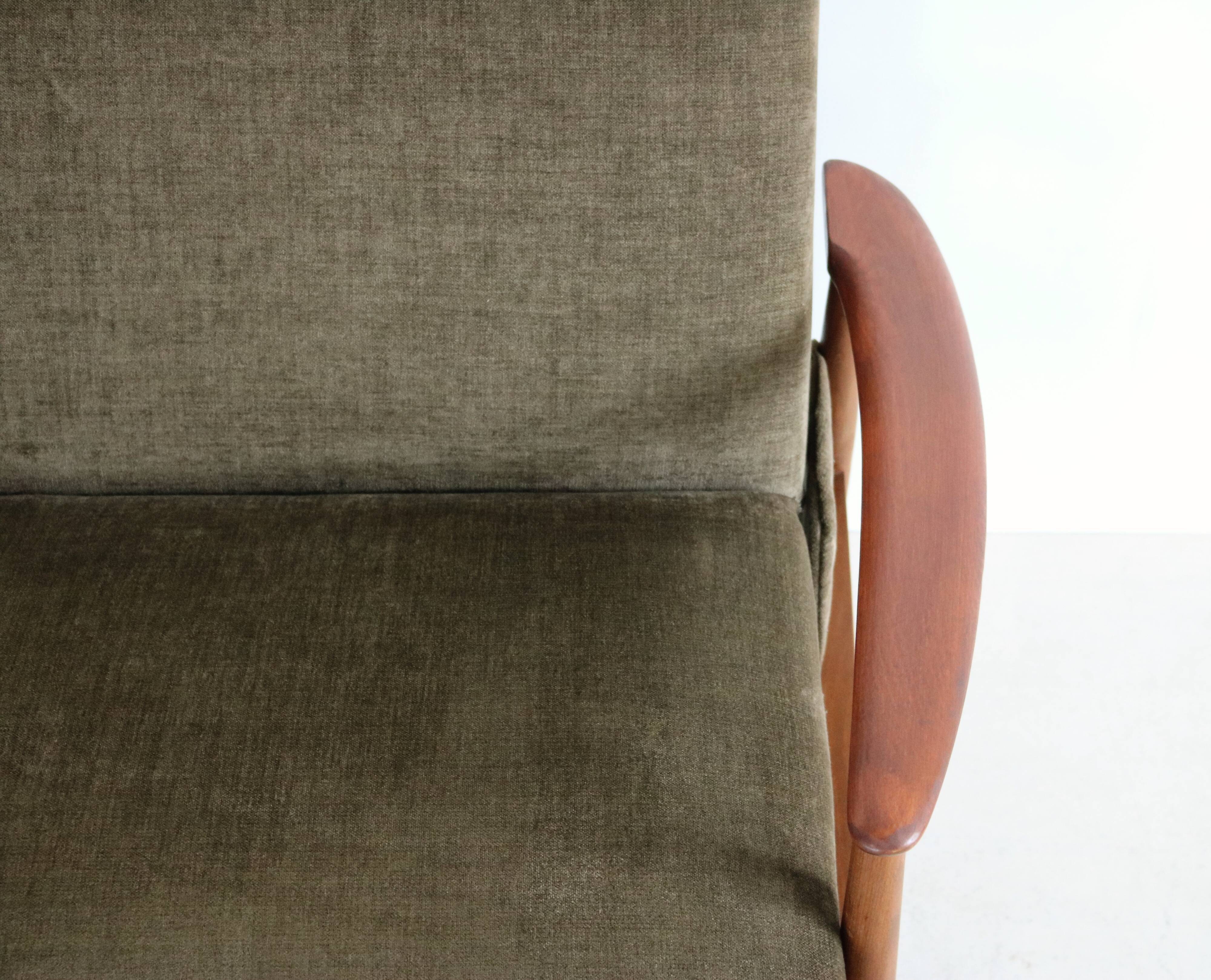 Vintage danish (sleep) sofa